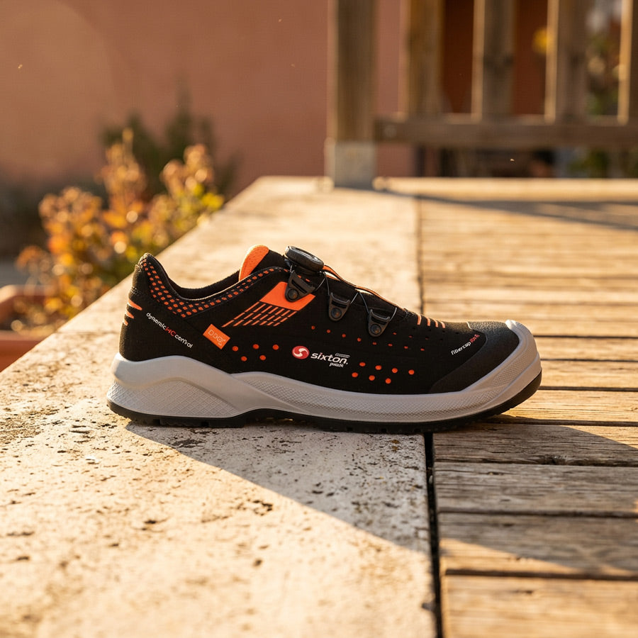 Werkschoenen in de zomer: bij voorkeur ventilerend? Wat is het verschil tussen S1P en S3?